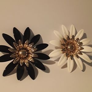 Vintage Pair Sarah Coventry Enamel Flower Brooches